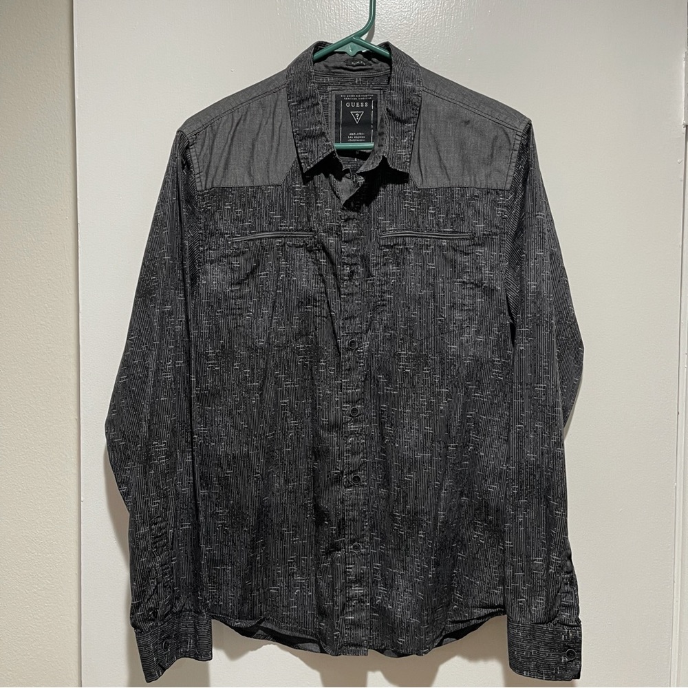 Guess Gray Dress/Casual Button long sleeve Shirt - Size Medium